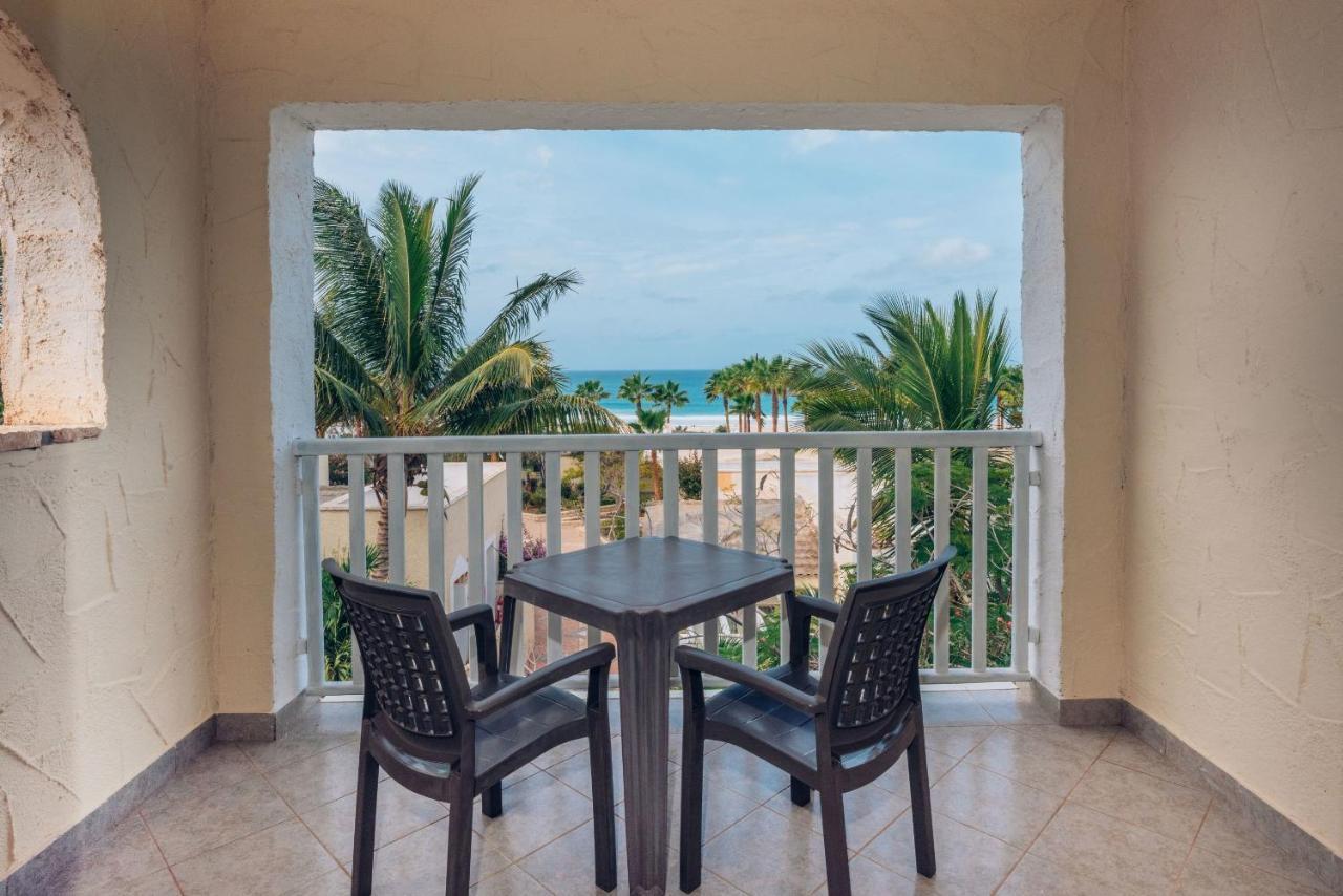 Voi Praia De Chaves Resort Сал Рей Екстериор снимка